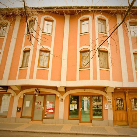 Kemences Csarda Es Panzio Hotell Hajdúszoboszló Exteriör bild
