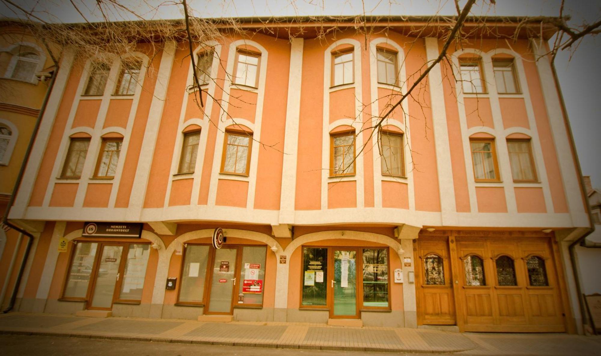 Kemences Csarda Es Panzio Hotell Hajdúszoboszló Exteriör bild
